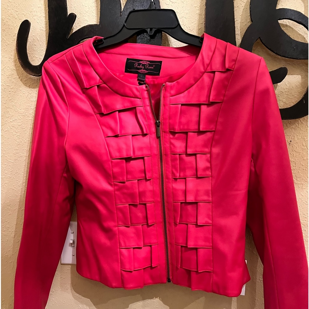 Red Boutique bought. Never worn, tags still on jacket. Stunning jacket.